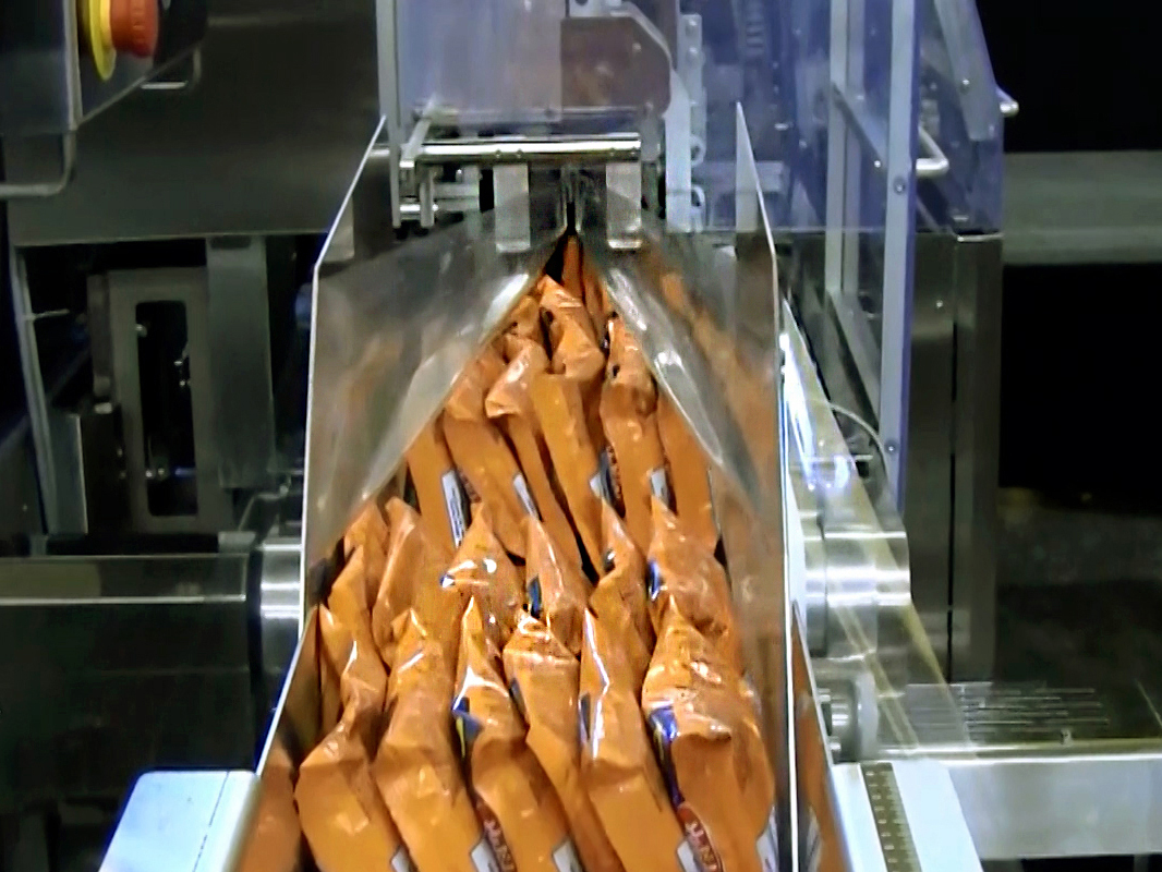 Formost Fuji Corporation - Multipacking Equipment Product Image